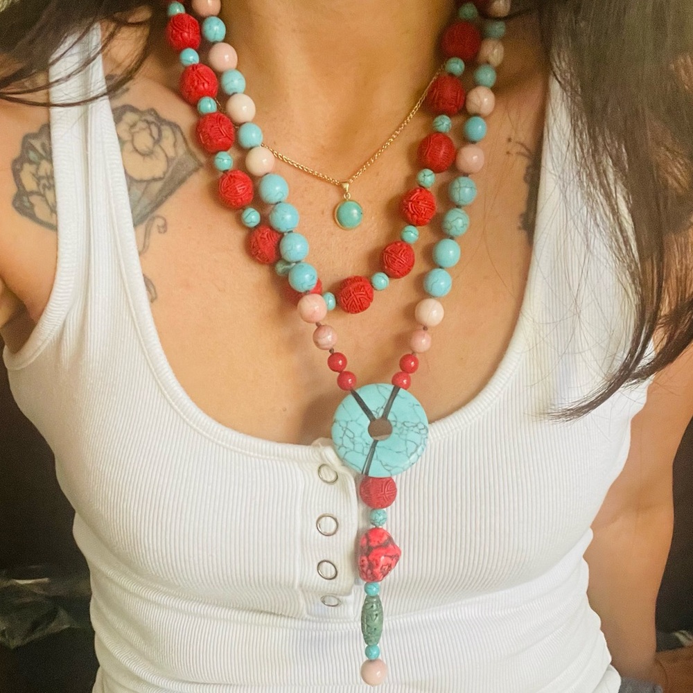 Knotted Beaded Necklace in Turquoise, Cinnabar & Peach Stones, mala style - Picture 6 of 7